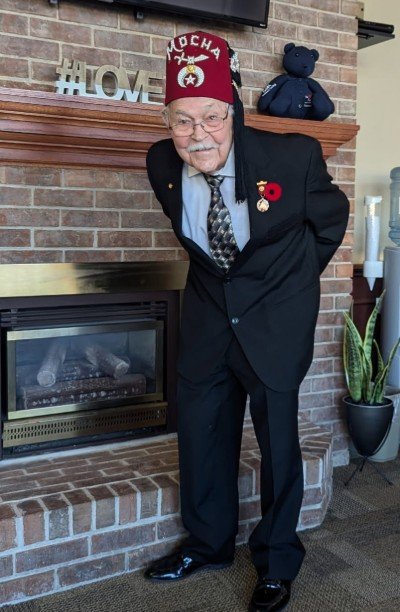 Rosewood Village resident recognized for his 60 years with the Shriners