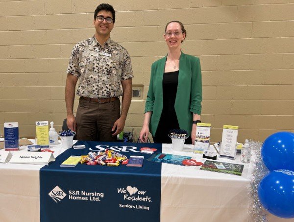 S&R Group connects with job seekers at Waterloo job fair