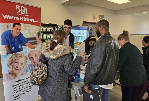 S&R Group connects with potential team members at PSW job fair